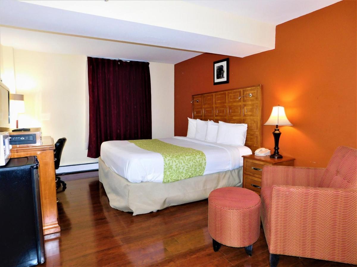 Americas Value & Airport Motel 2*